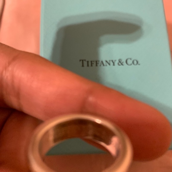 Tiffany Silver Iconic Ring - Picture 3 of 3
